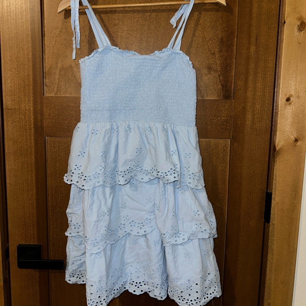 American Eagle Women’s Ruffled Tiered Eyelet Babydoll Dress Size Medium